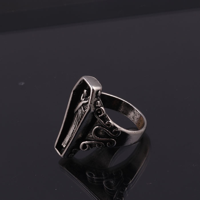 Cincin Vampire Untuk Pria
