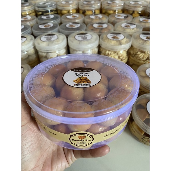 

kue kering nastar bulat isian nanas toples 500gr bulat