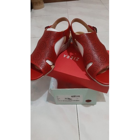 Sandal Kulit Sapi Asli Ziera