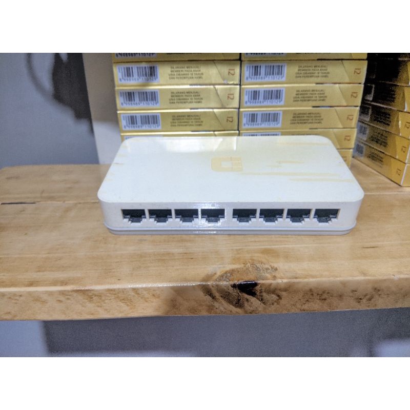 Switch Hub D-link 8 port Normal (Bekas)