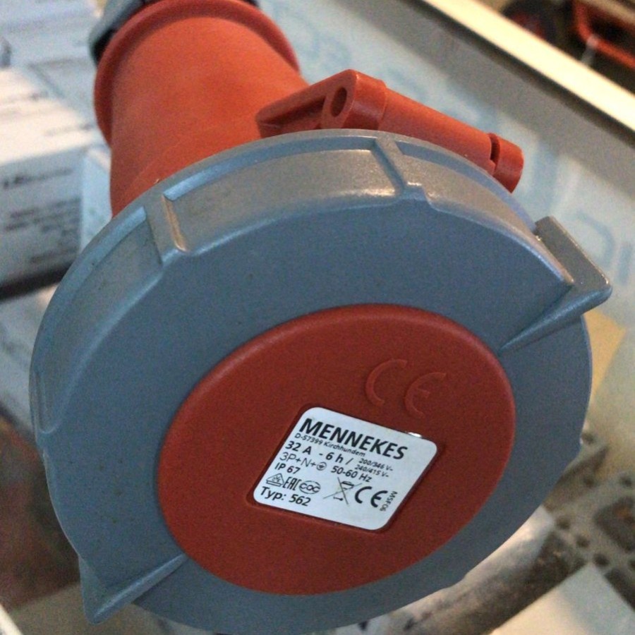 Mennekes Mobile Socket 5 Pin 32A IP67