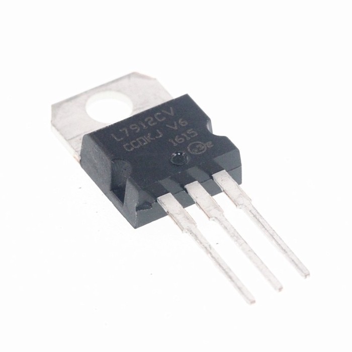 IC Regulator L7912 LM7912 AN7912 Voltage Regulator 12V LM 7912