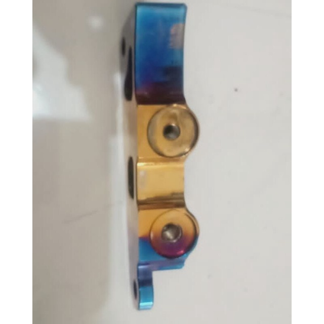 dudukan kaliper brembo 4 piston (beat & vario)