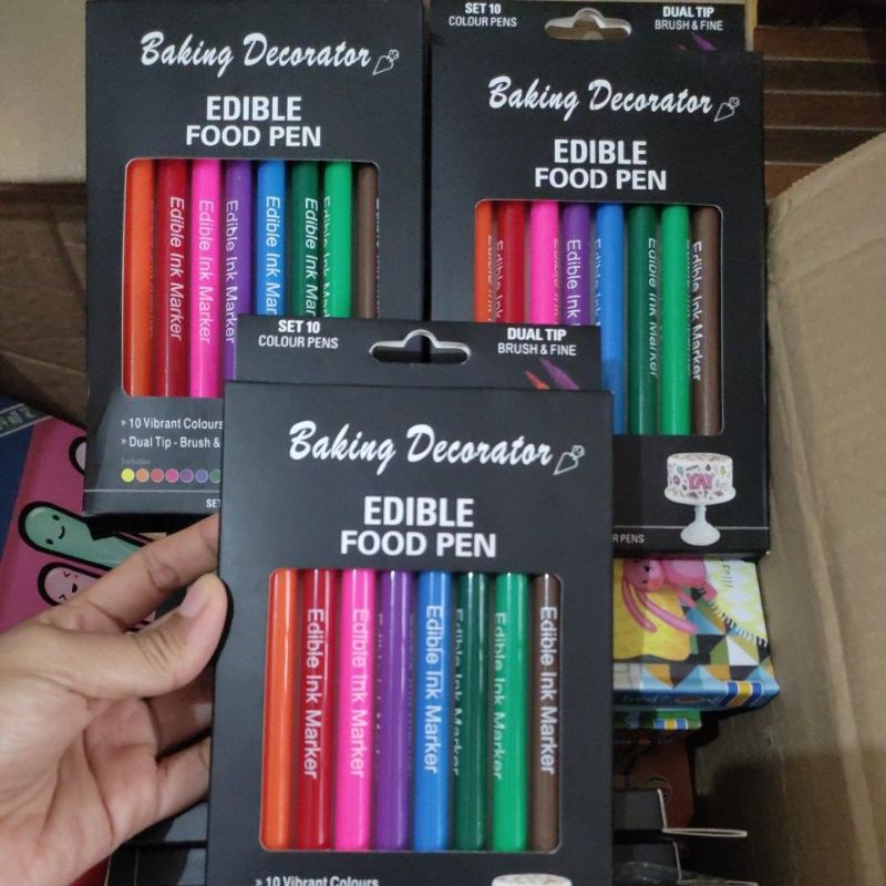 

Edible Food Pen. eadible food pen. spidol kue. spidol bosa dimakan. pulpen bisa dimakan. decorating pen. pena hias kue. decoration pen