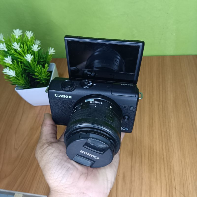 Mirrorless canon eos m200 kamera canon m200 lensa kit 14-45mm