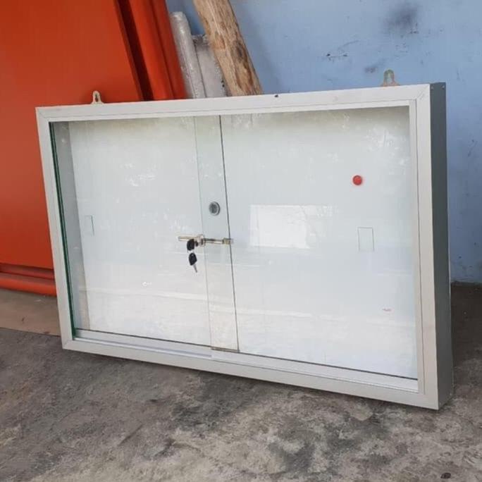 

mading kaca magnetic ukuran 100x145