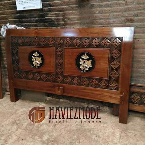 dipan tempat tidur minimalis ukir kayu jati