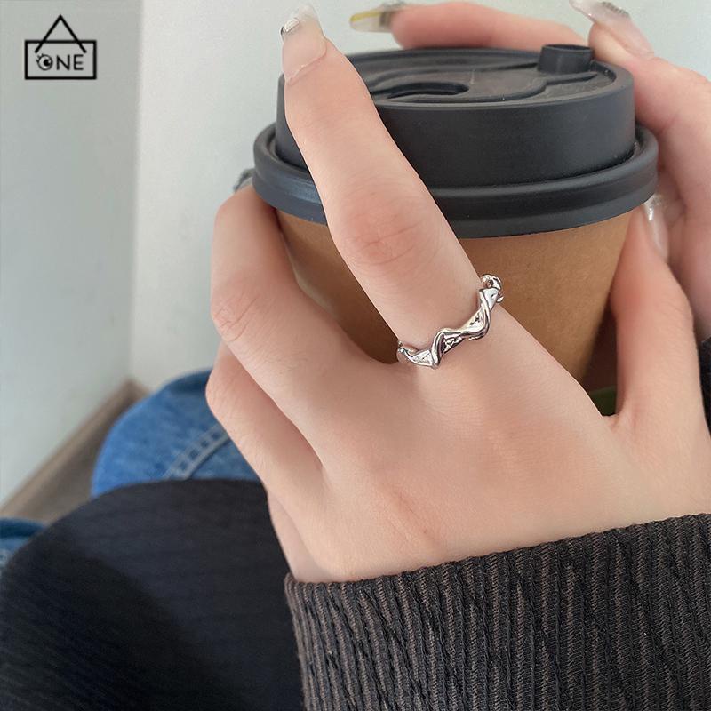 COD❤️cincin Pembukaan bergelombang tidak teratur  cincin polos desain niche  cincin batu bulan yang modis dan indah-A.one