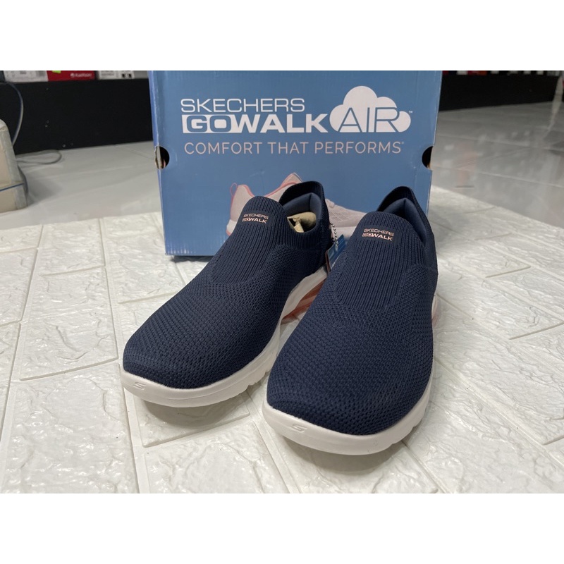 Sepatu Slip On Skecher Original Go Walk 124339/ NVPK Size 39,5