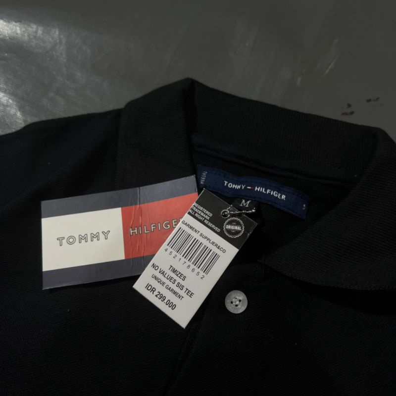 KAOS POLO TOMY HILFIGER BLACK FULL TAG LABEL CASUAL HYPE FASHION PRIA