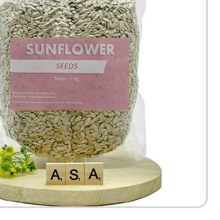 

Sunflower Seed / Biji Bunga Matahari 1 Kg