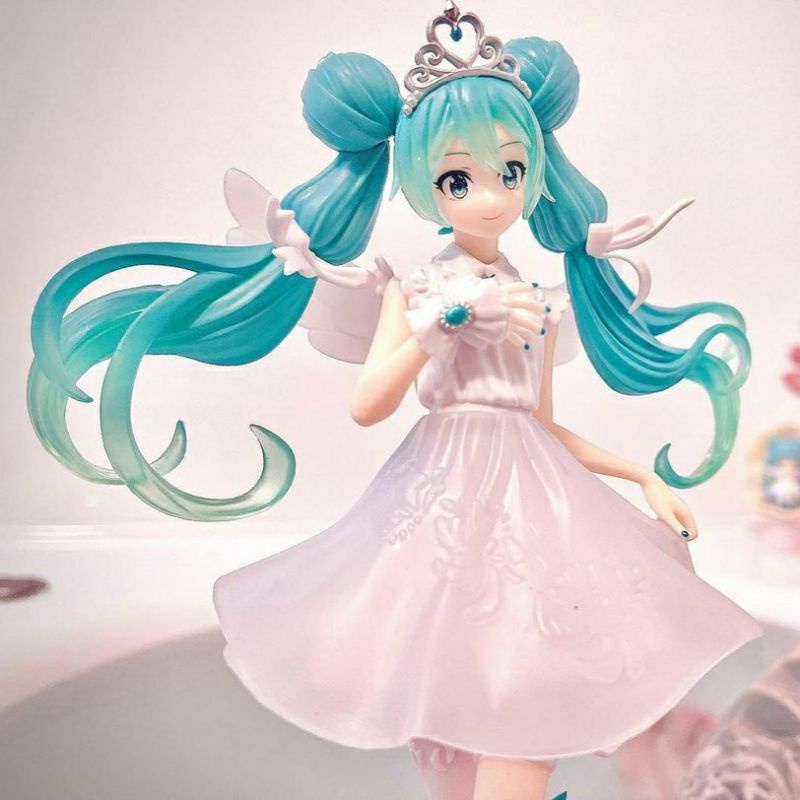 Action Figure Hatsune Miku Anniversary 15th Kei Sega