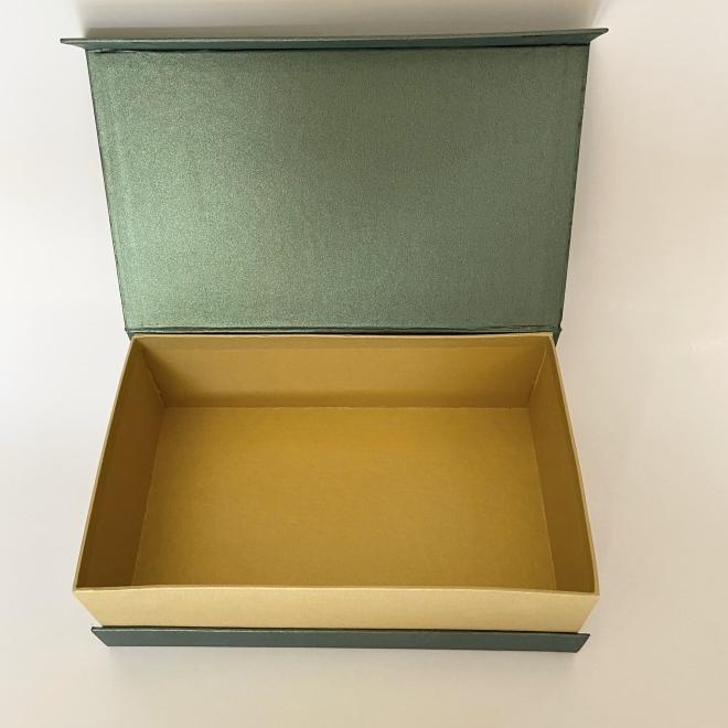 

Box Model magnet / Box Seserahan / Gift Box / kotak kado (24,5x15x8)