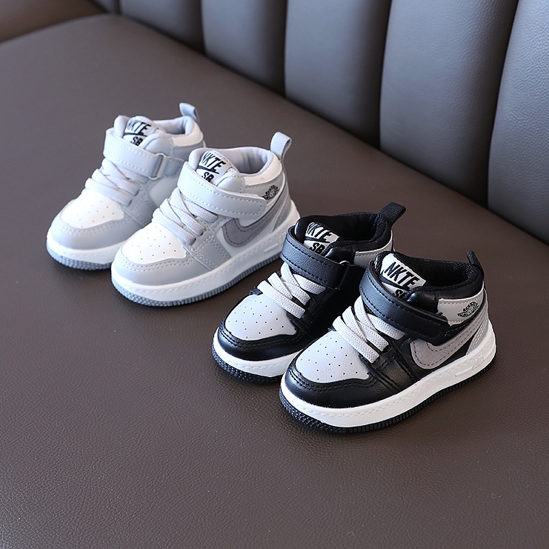 Sepatu Anak Laki Laki Perempuan Sneakers Sekolah 1-6 Tahun Import Bahan Canvas / ￼Sepatu sneakers an
