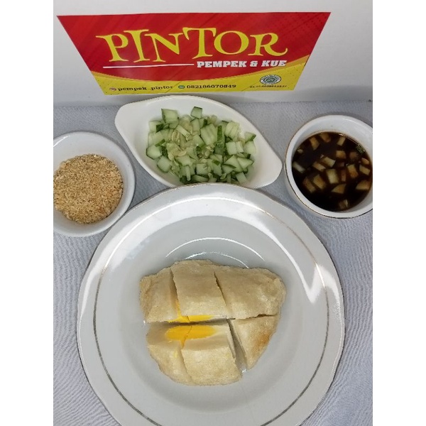 

PEMPEK PINTOR - Pempek Kapal Selam
