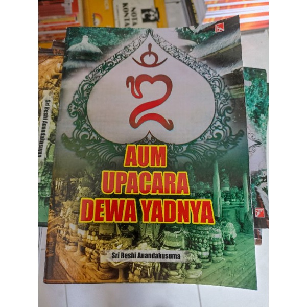 Aum Upacara Dewa Yadnya