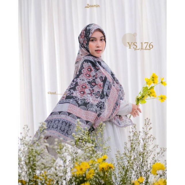 Segi Empat Scarft Ys 176 By Yasmin