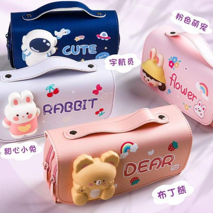 

TERMURAH pencil case squishy Lucu dan Mewah Kotak pensil 3D kotak pensil Anak /ALAT TULIS AESTHETIC/ALAT TULIS SEKOLAH/ALAT TULIS SET/ALAT TULIS LENGKAP/ALAT TULIS ANAK/ALAT TULIS LUCU