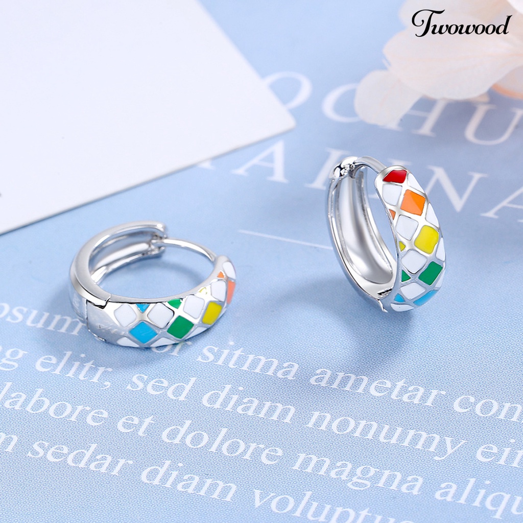 1 Pasang Anting Hoop Motif Kotak-Kotak Gaya Korea Untuk Wanita