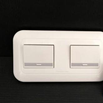 Panasonic Saklar Lampu Seri Double Saklar Dua Tombol Model Tombol Lebar