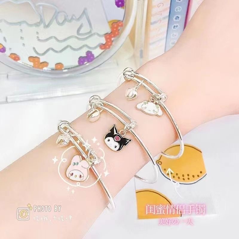 Gelang Tangan Silver Wanita Desain Manik Giok Guigou Kulomi Bel