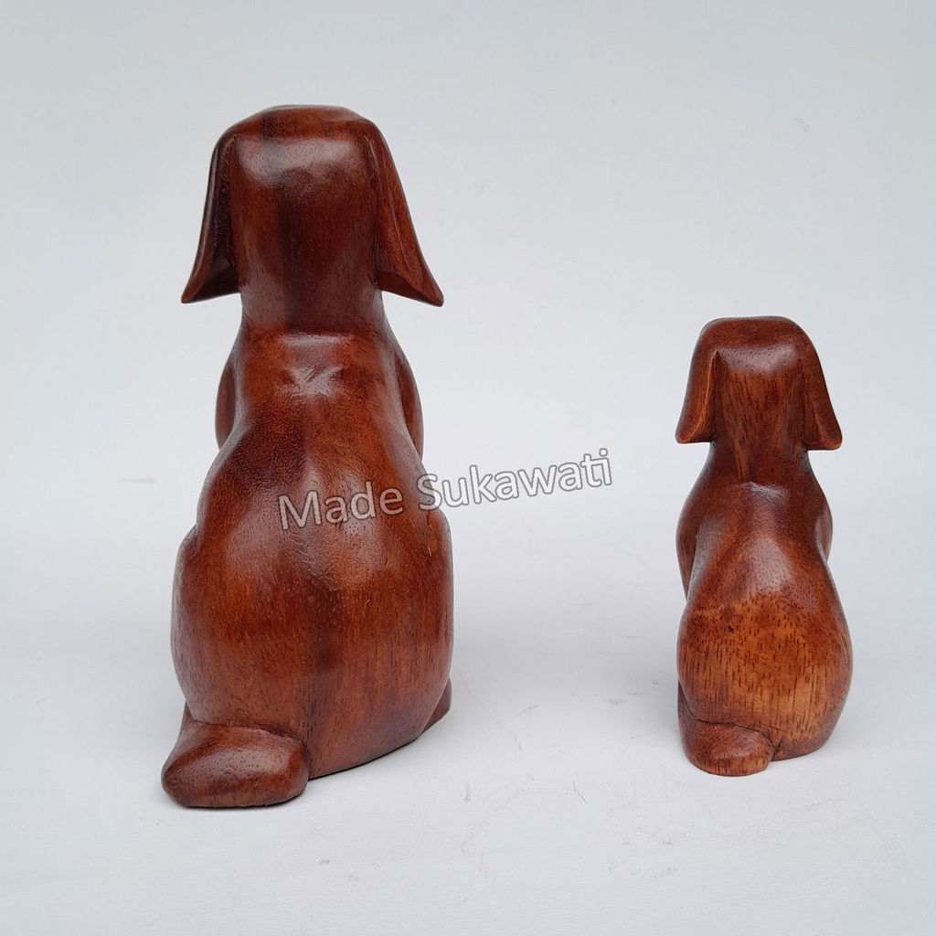 Kerajinan patung kayu Anjing dog duduk ukiran handmade bali