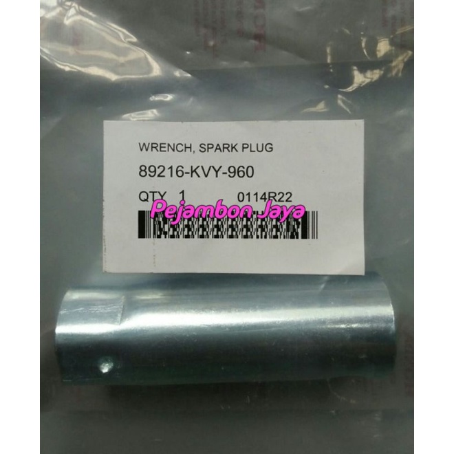 89216KVY960 WRENCH SPARK PLUG