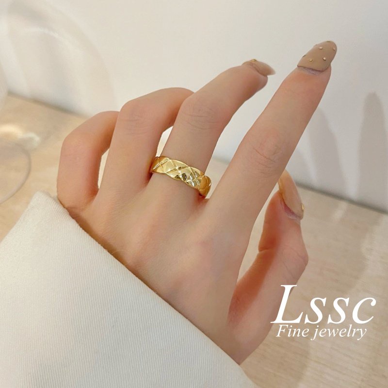 Cincin Titanium Wanita Emas 18K Elegan Cantik Anti Karat Perhiasan Korea Fashion Aksesoris Pasangan