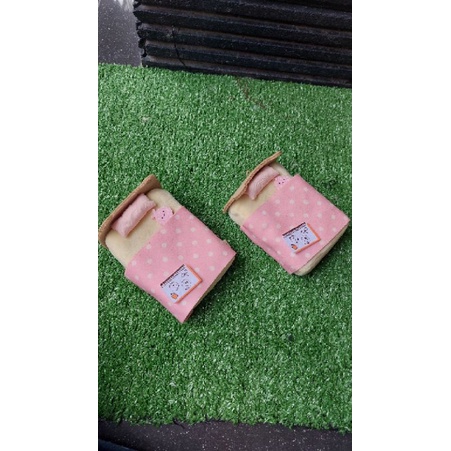 Tempat Tidur Kasur Boneka Aksesoris Sumikko Sumiko Gurashi