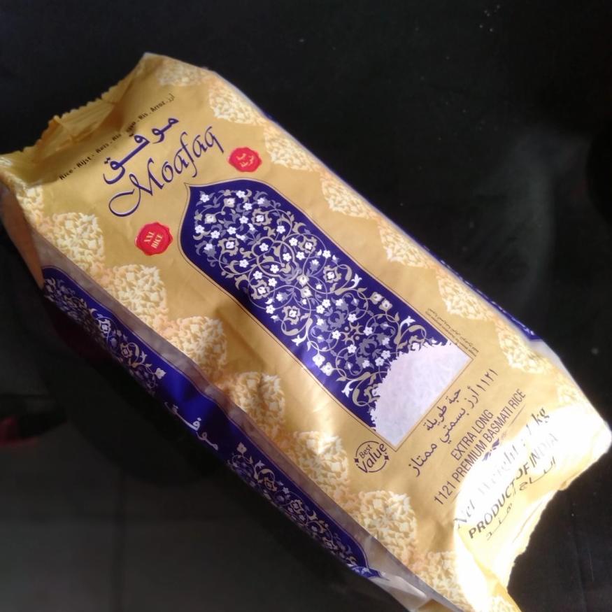 

ぎ Beras Basmati MOAFAQ 1kg Premium India Rice 1000gr ㅩ