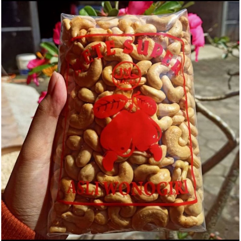 

KACANG METE SUPER ASLI WONOGIRI