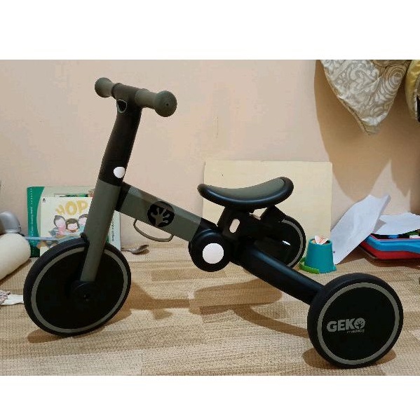 preloved geko 5in1 balance bike grey black anak kids tricycle ride on sepeda roda tiga sepeda keseim