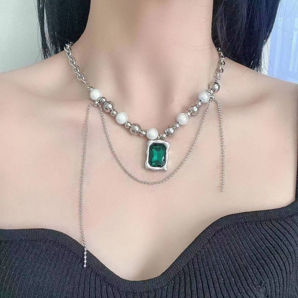 Kalung Liontin Mutiara Warna Hijau Gaya Punk