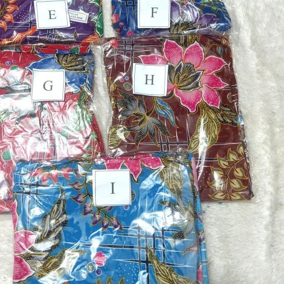 SETELAN CELANA PENDEK YUKENSI KENCANA UNGU KUB