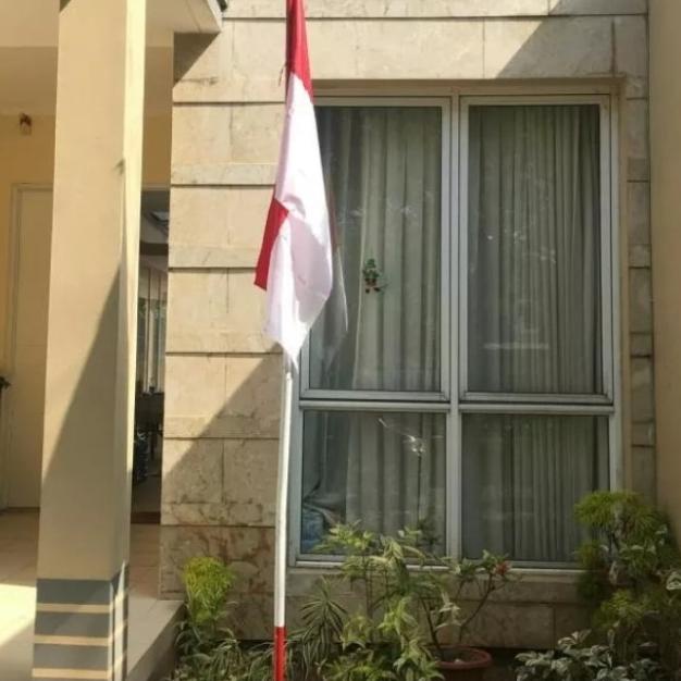tiang bendera merah putih 3 meter /tiang besi merah putih plus bendera - Merah Putih
