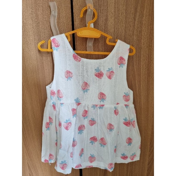 Preloved - Dress anak Strawberry