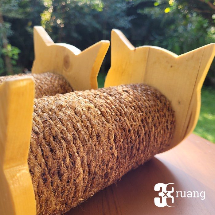 Garukan Garukan Kucing - Pijakan Kucing