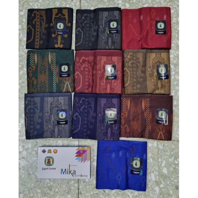 sarung gajah duduk mika kembang