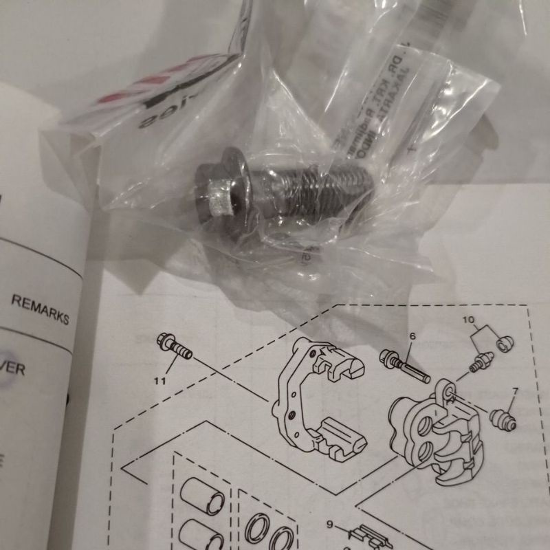 baut kaliper f1zr tahun lama no 11 di gambar asli yamaha