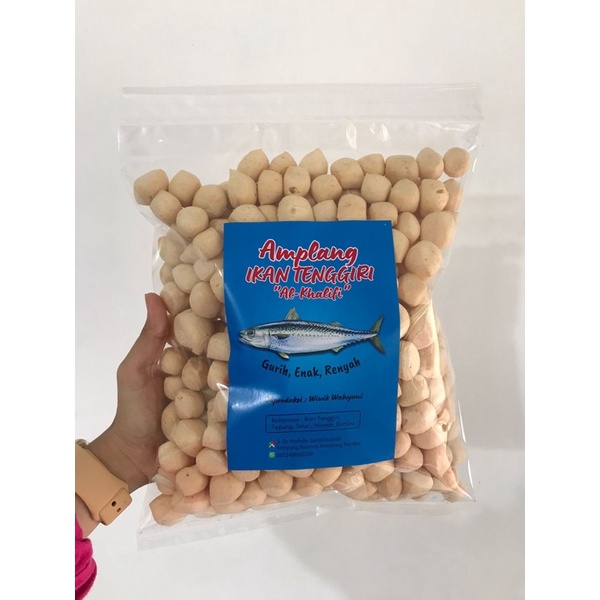 

kerupuk Amplang oleh-oleh khas ketapang. Al khalifi & Amplang Citra rasa