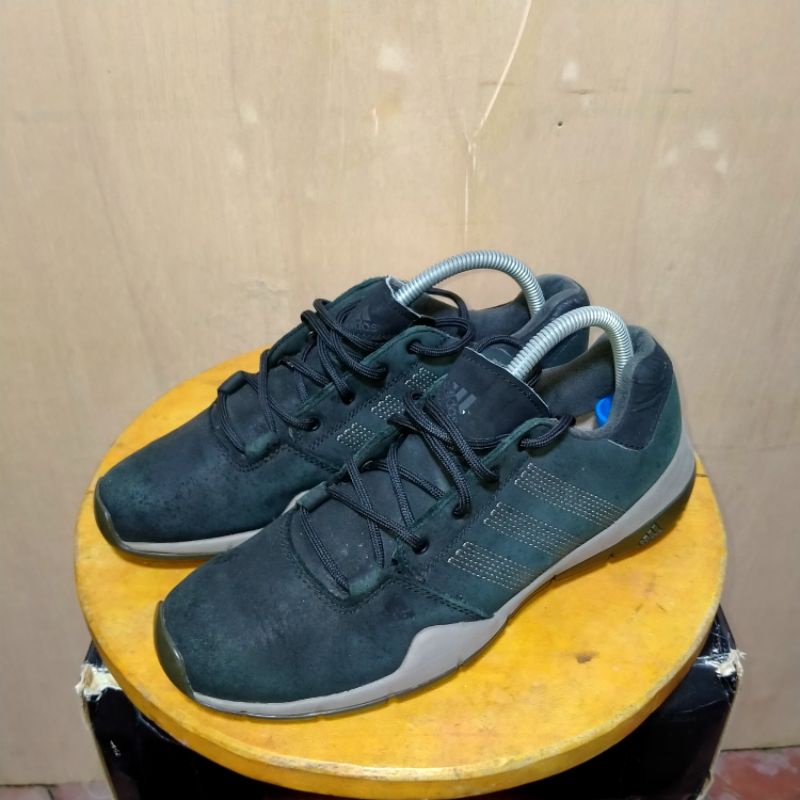 sepatu bekas Adidas Anzit DLX