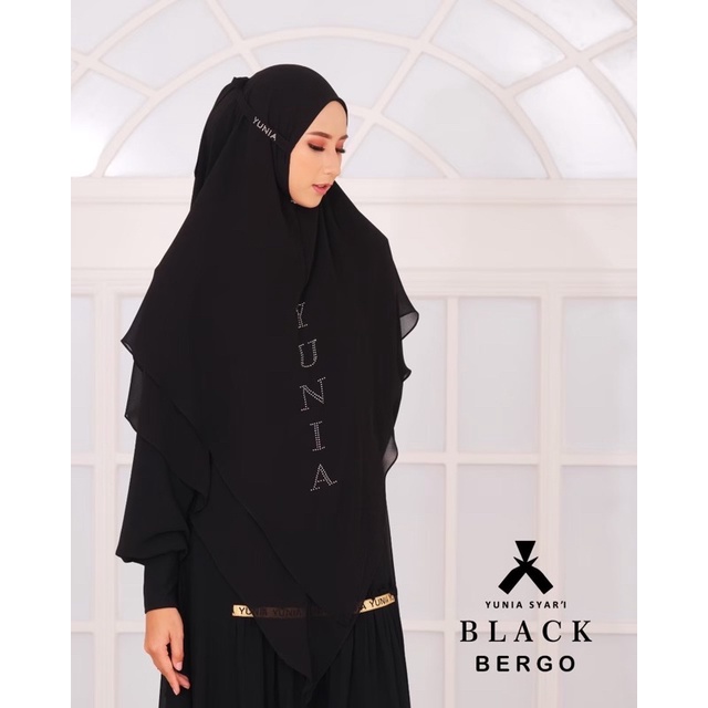 YUNIA SYAR’I BERGO HITAM