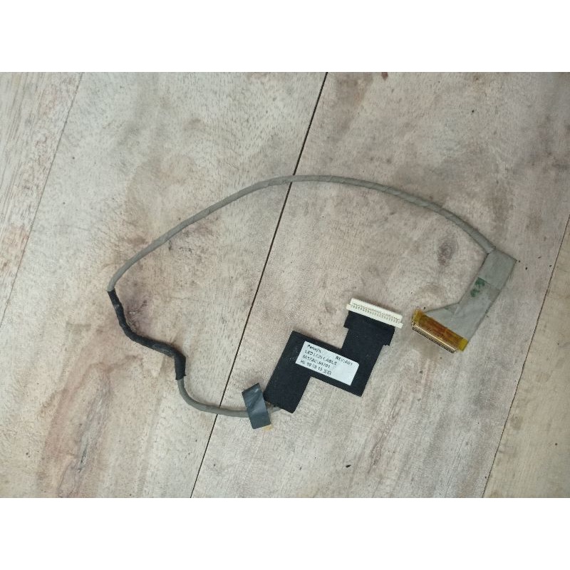 kabel fleksibel flexsibel lcd original laptop Toshiba L510