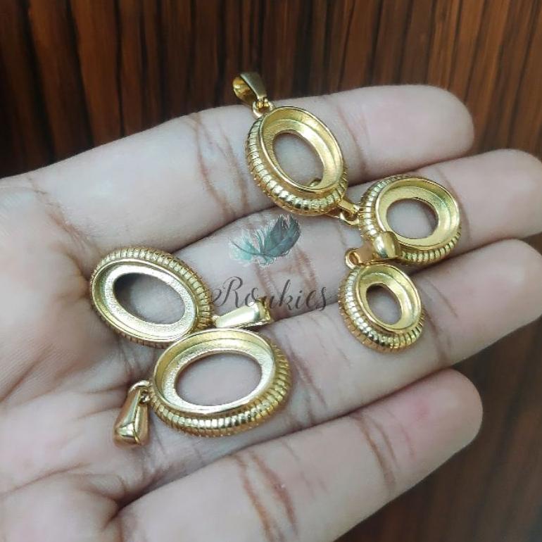 Ikatan/ Emban Liontin Titanium Tanam Warna  IHQ