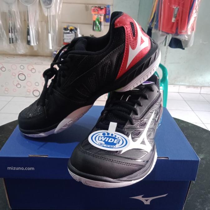SEPATU MIZUNO WAVE CLAW ORIGINAL....SEPATU BADMINTON MIZUNO ORIGINAL