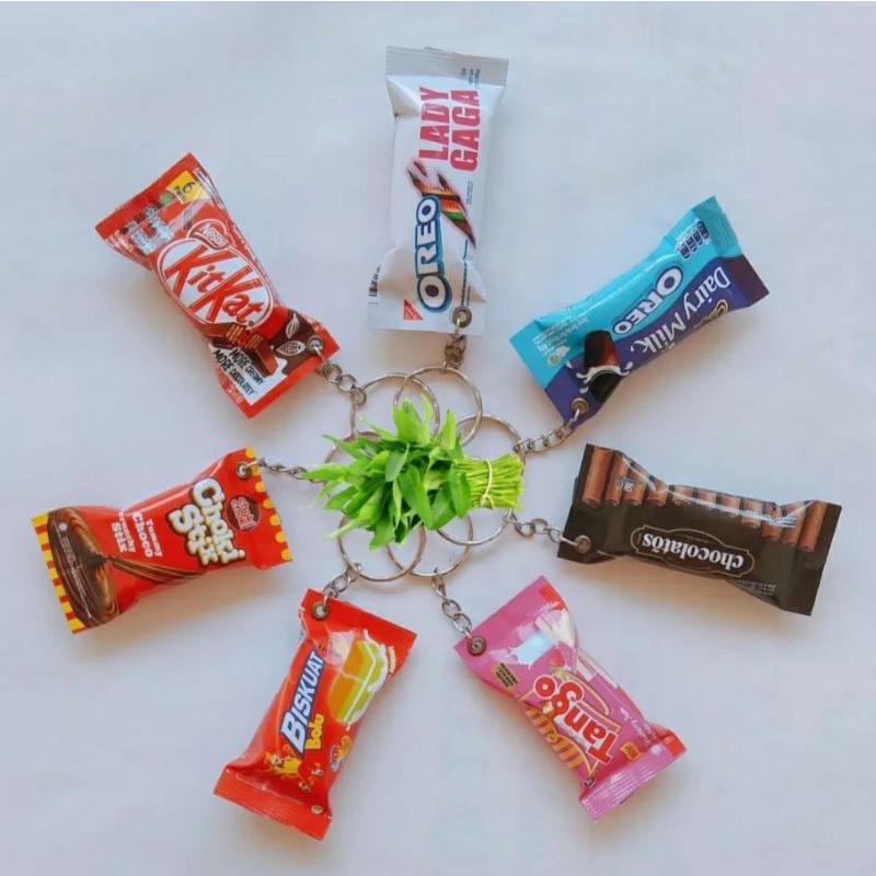 Paket Usaha Gantungan Kunci Snack isi 100 / Miniatur Snack Lucu Murah Grosir / Souvenir Pernikahan Unik