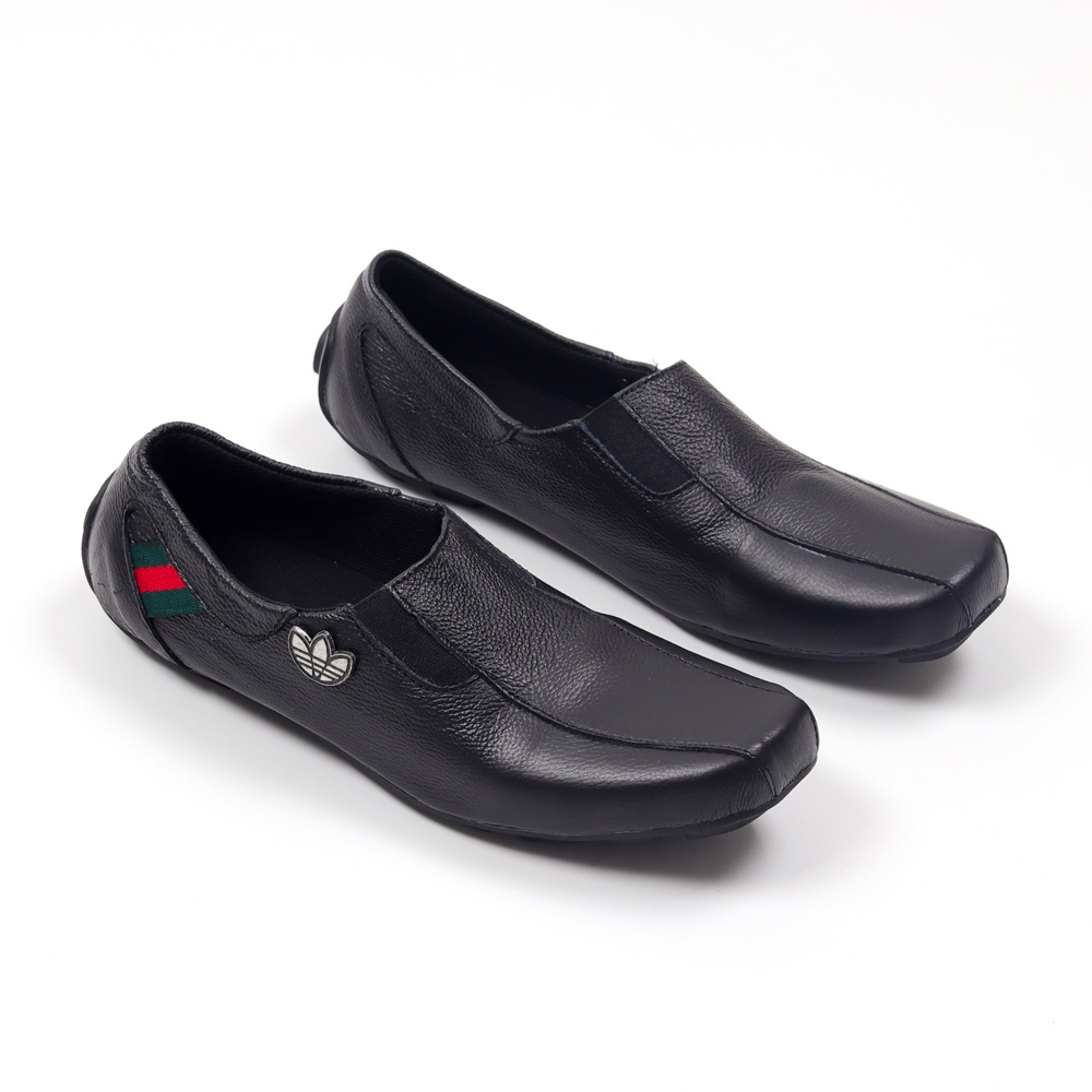 Sepatu Pantofel Pria Slip On Kulit Asli Street Walk Casual Formal Slop Cowo Keren Murah Promo Diskon Harga Terjangkau Hitam