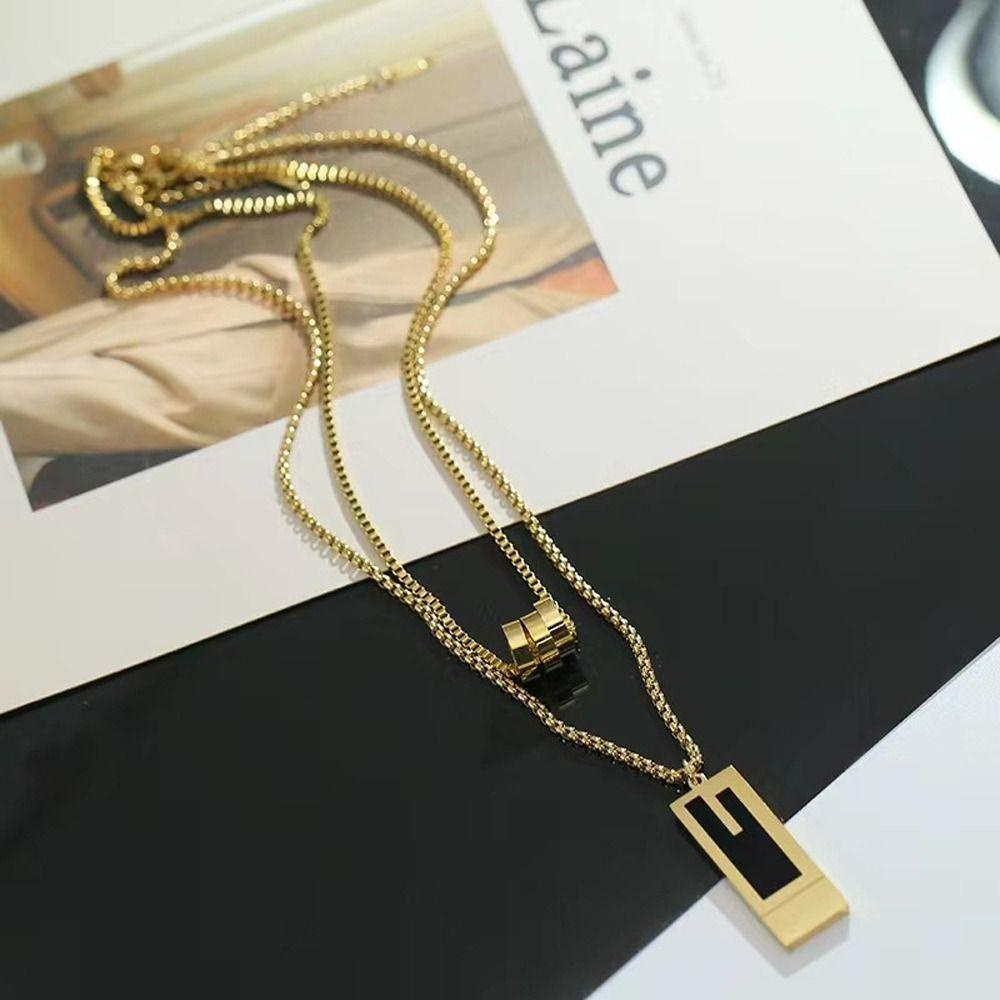 Mxbeauty Kalung Pria Trendi Unik Rantai Klavikula Persegi Plat Tergantung Pasangan Bola Kecil Titanium Steel Sweater Chain