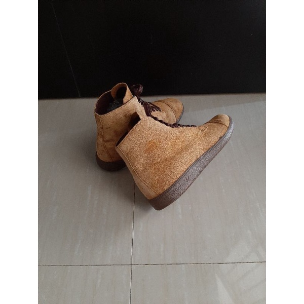 Sepatu Kulit Adidas x Neighborhood Boots Full Leather