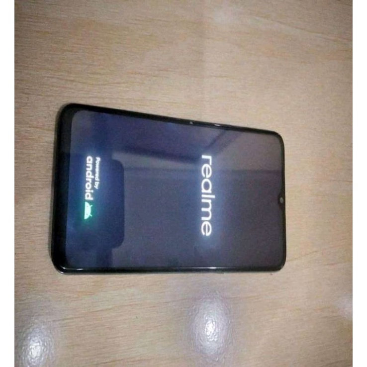 Realme 5i mentok logo